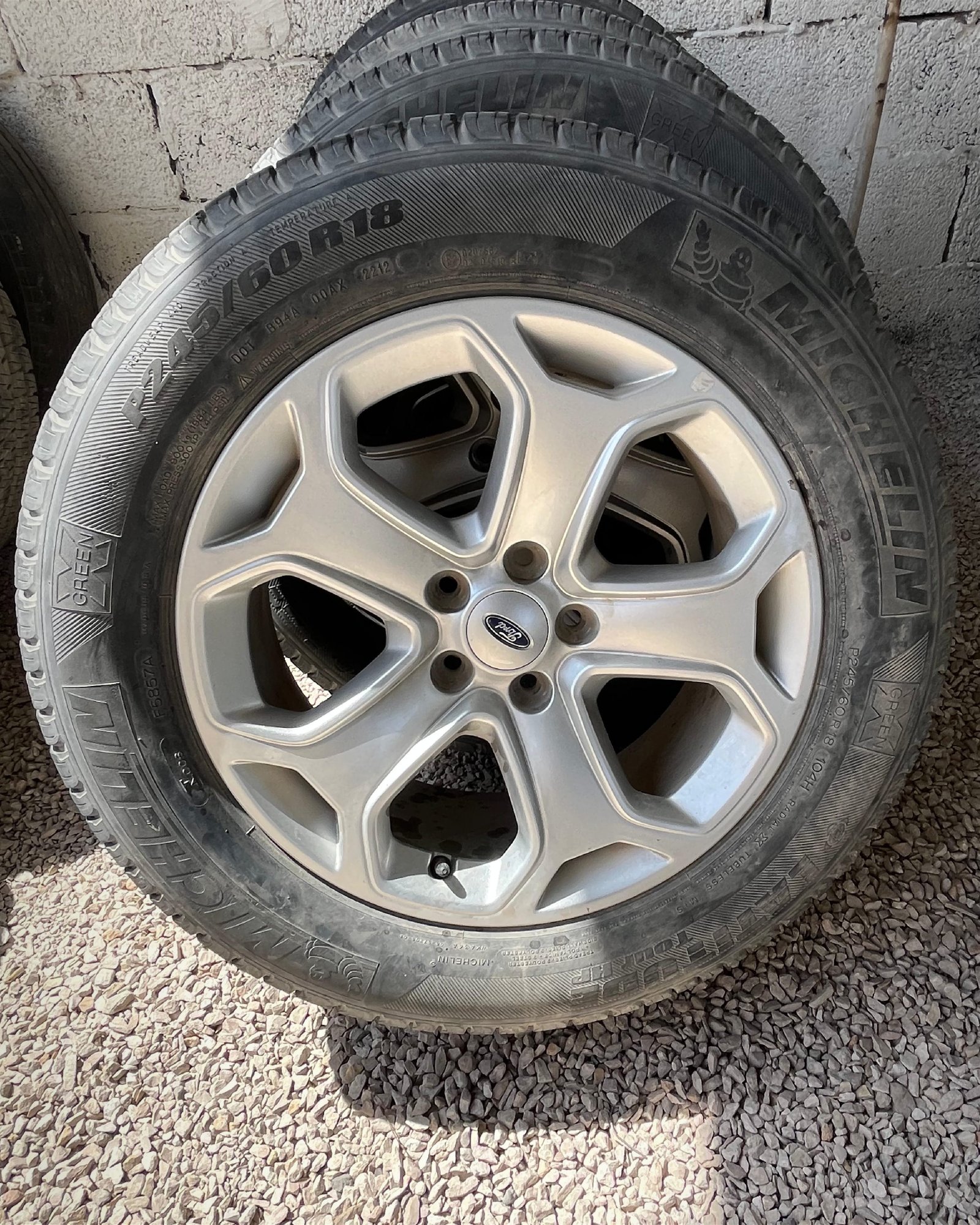 طقم جنوط فورد ايدج ٢٠١٤ spare part - فورد for إيدج