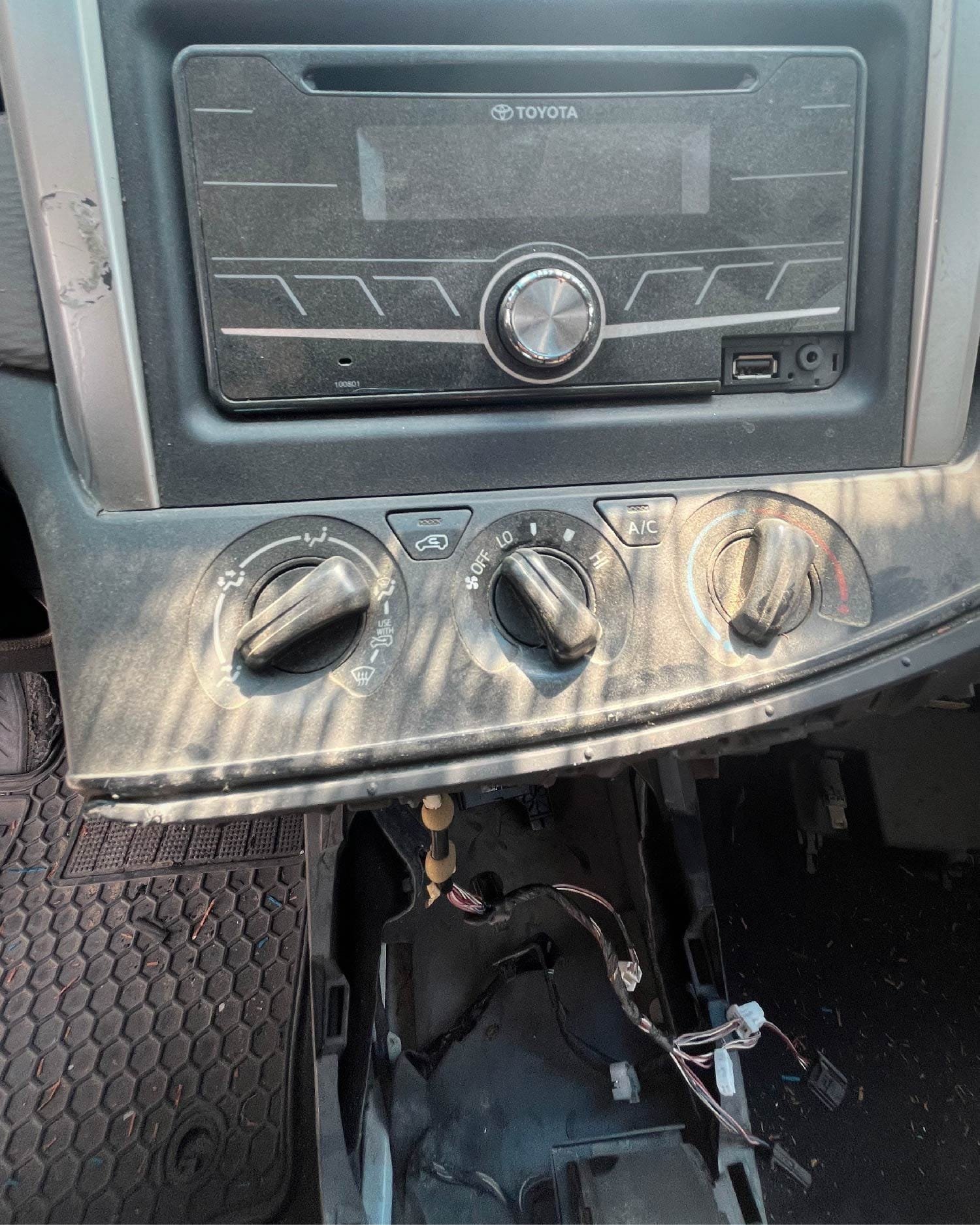 Air Control Switch  Toyota Innova 2019 spare part - Toyota for Innova