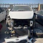 قير كيا كارينس 2015